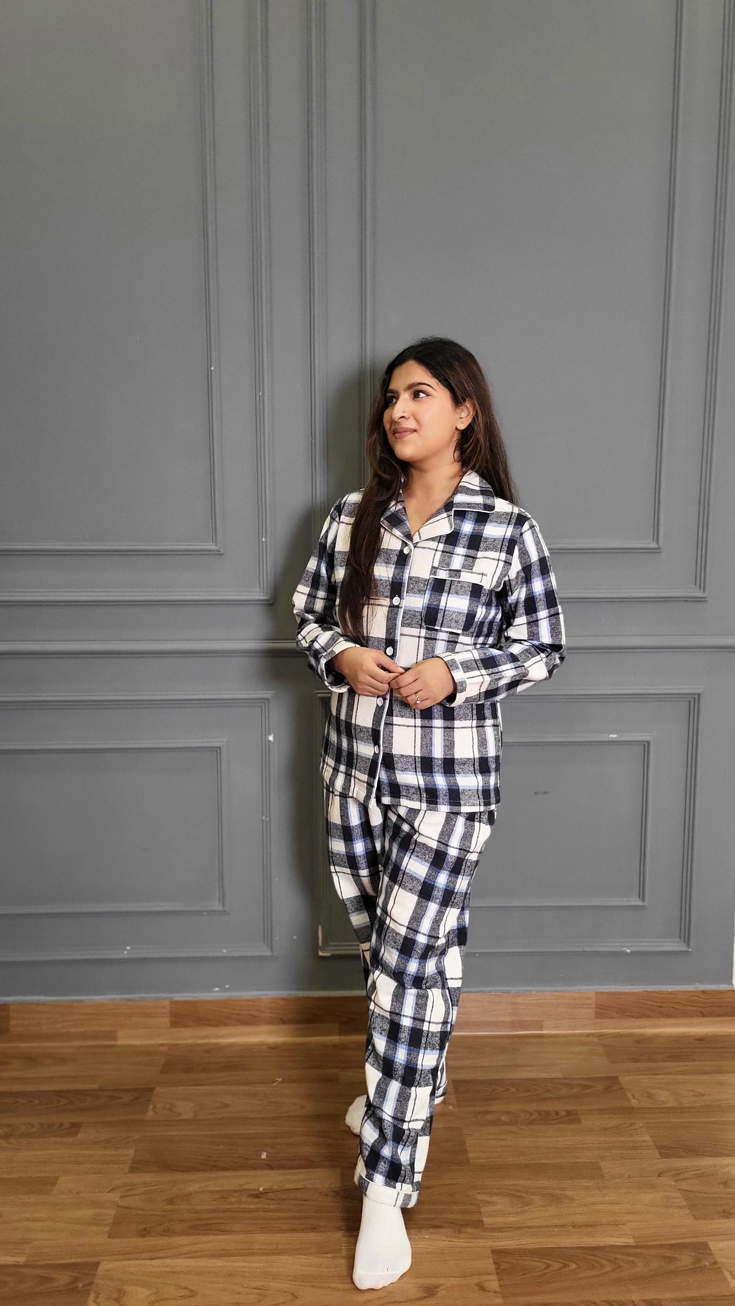 Blue Checkered Women's Winter Flannel Nightsuit Set