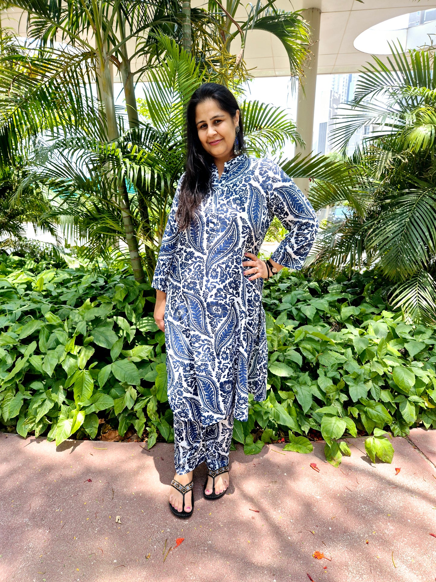buy online  intricate navy blue and white paisley block print on a cotton kurta fabric.
