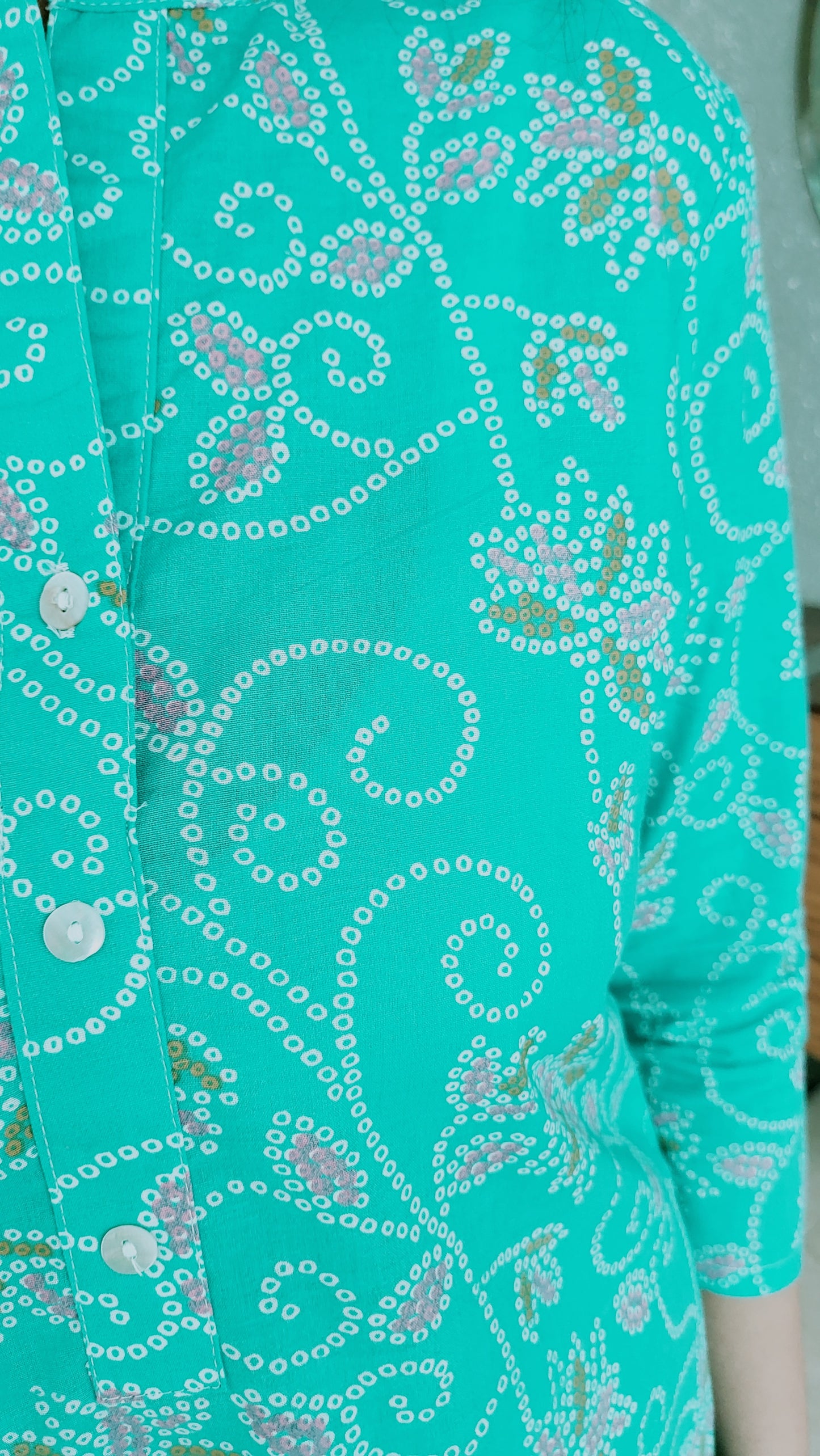 premium quality cotton bhandhani print for young ladies