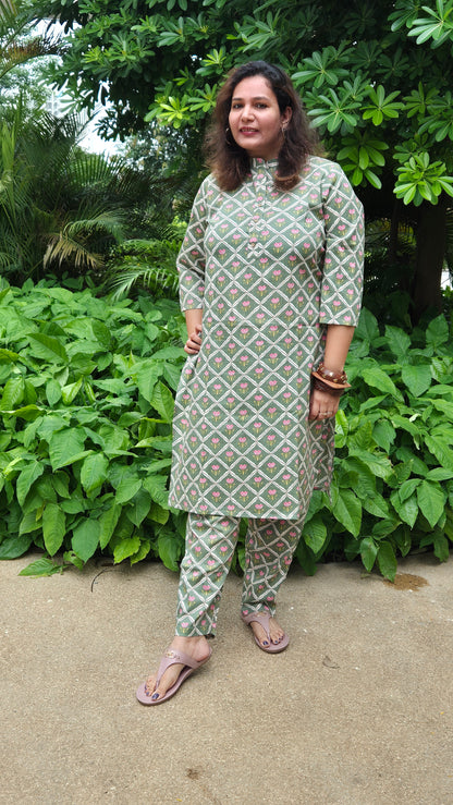 Light Green Floral Motifs Cotton Kurta with Pants