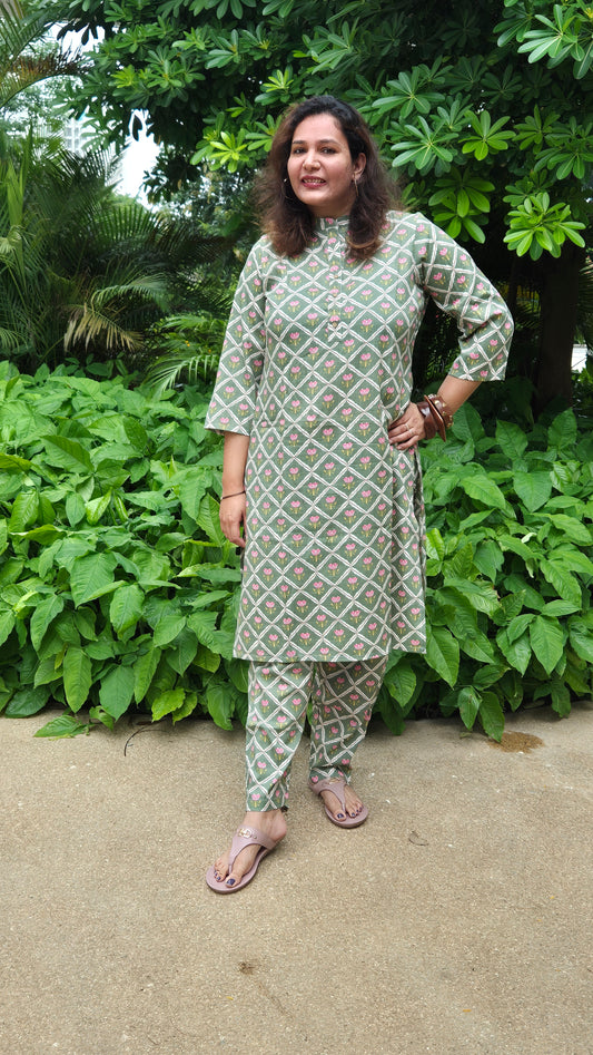 Light Green Floral Motifs Cotton Kurta with Pants