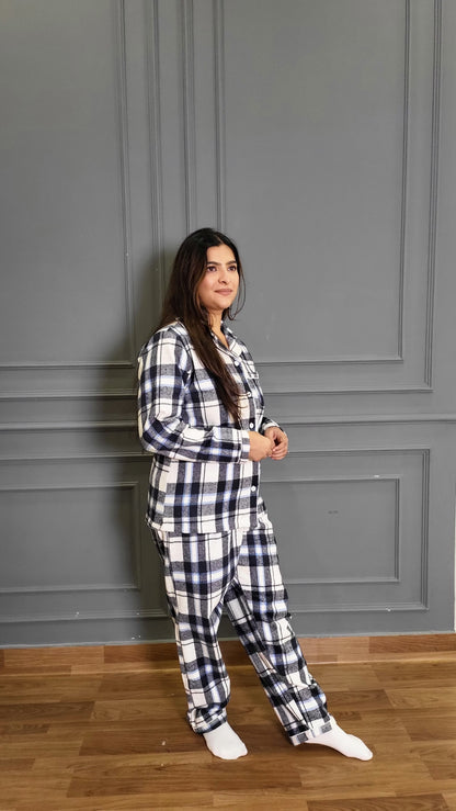 Blue Checkered Women's Winter Flannel Nightsuit Set