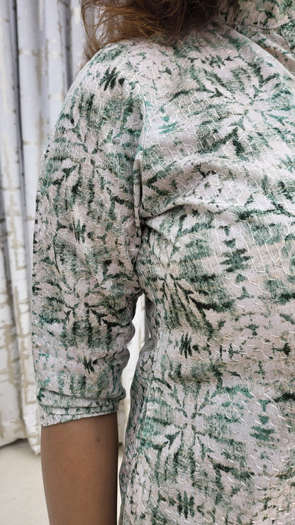 Green Textured Embroided Cotton Kurta with Pants