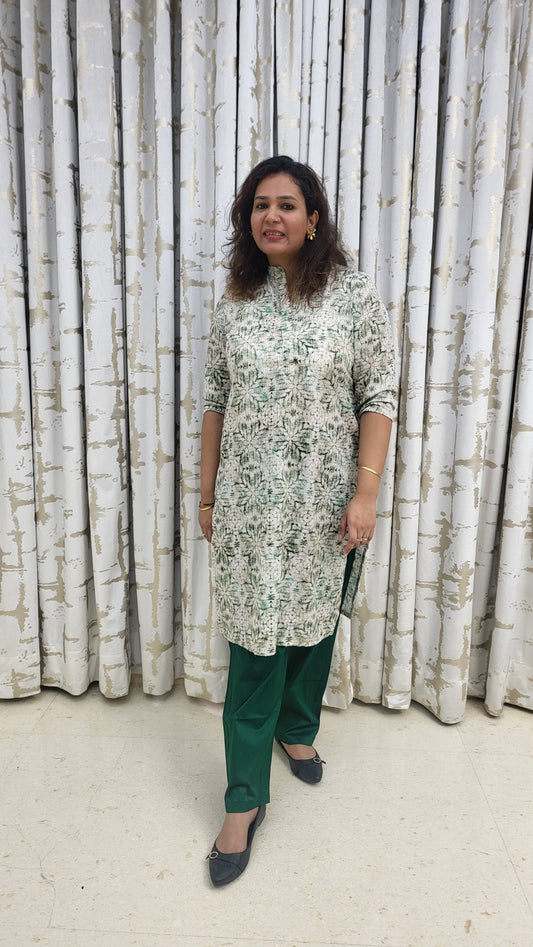 Green Textured Embroided Cotton Kurta with Pants