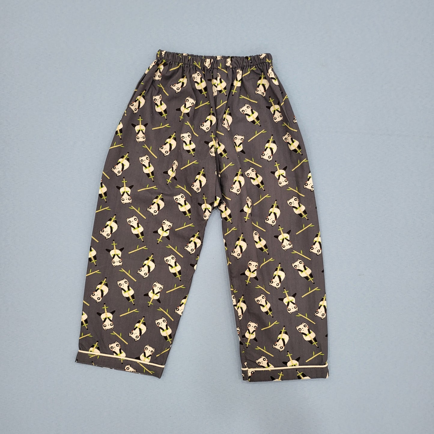 Gift hampers with pure cotton Nightsuit set for family