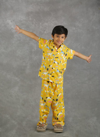 send best quality gifts to India Unisex Yellow Lama Printed Night suit set